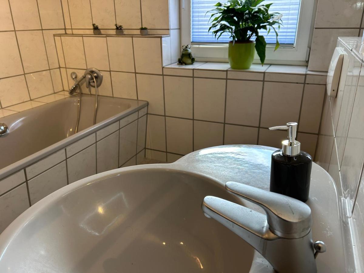 Pension Hotel Leinefelde Am Bahnhof מראה חיצוני תמונה